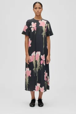 Hot 2263 Dry Viscose, Flowy Short Sleeve Midi Dresssg-aw25-d164-2263 Kjoler