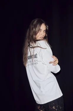 Haute L'Amitié T-Shirts & Toppe<Back Logo Loose Tee HL10410