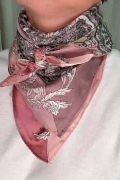 New Berit Scarf Tørklæder