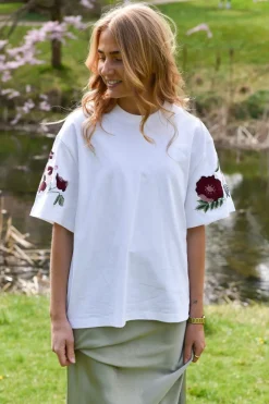 A-View T-Shirts & Toppe<Best Double Flower AV7058