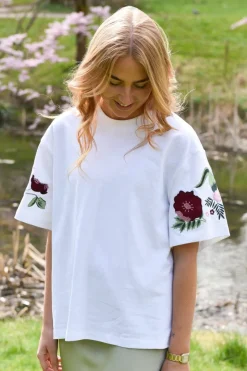 A-View T-Shirts & Toppe<Best Double Flower AV7058