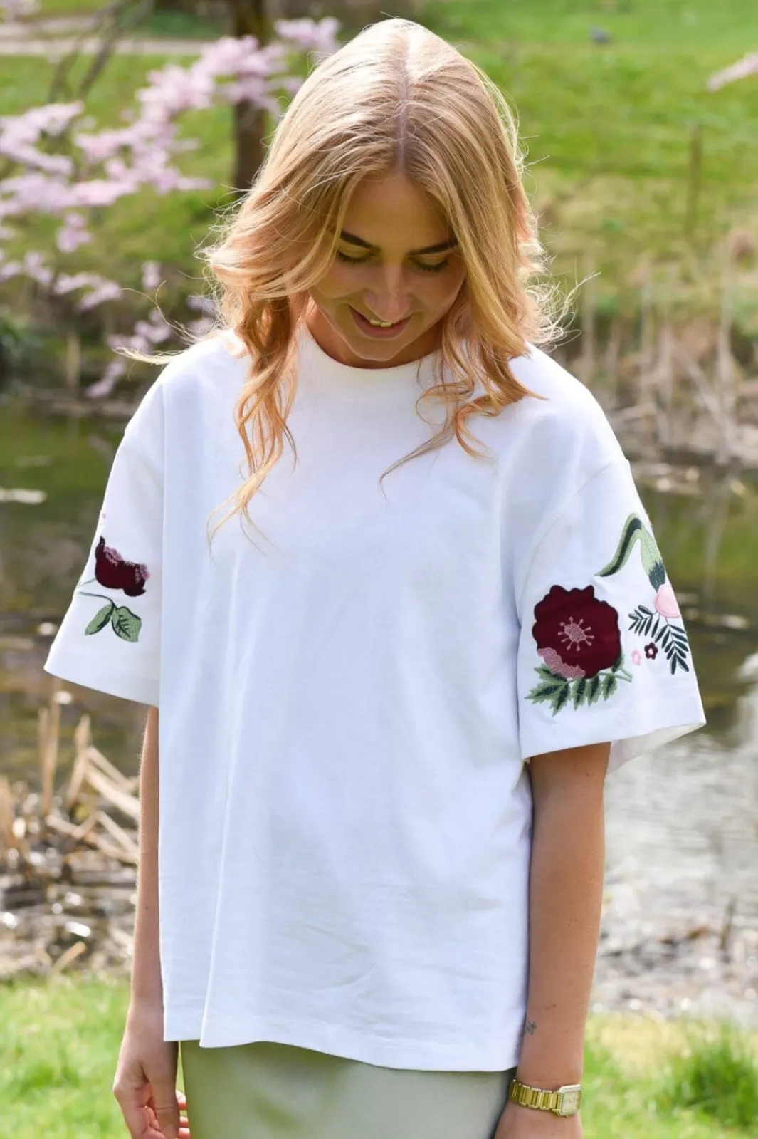 A-View T-Shirts & Toppe<Best Double Flower AV7058