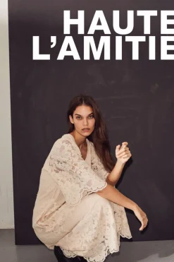 Haute L'Amitié Kjoler<Curvey Lace Hem Dress HL10009