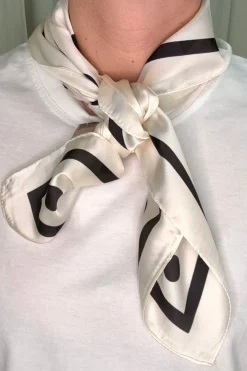 A-bee Tørklæder<Elin Scarf