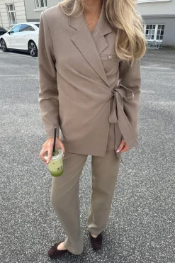 BYIC Sæt 🛍️|Jakkesæt<Elinaic Blazer A23825