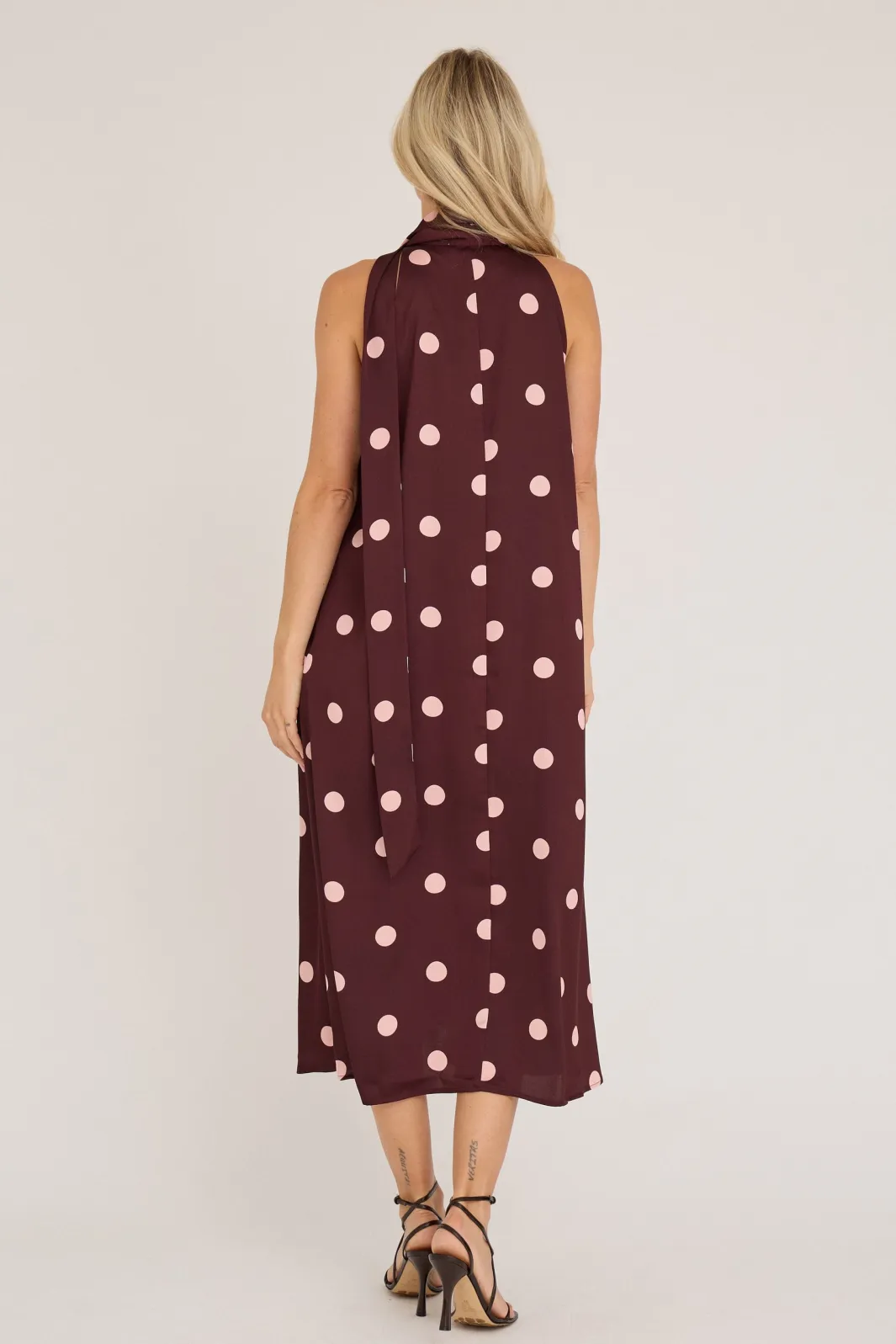 Discount Emily Dot Dress AV8191 Kjoler