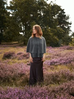 Neo Noir Strik|Bluser & Skjorter<Josei Double Knit Cape 165798