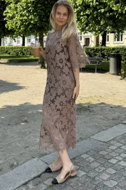 Clearance Klaraic Lace Long Dress Kjoler