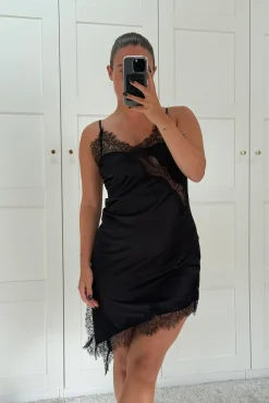 Online Lace Midi Dress Kjoler