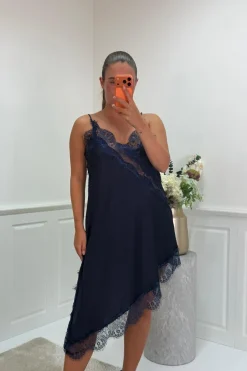 A-bee Kjoler<Leni dress