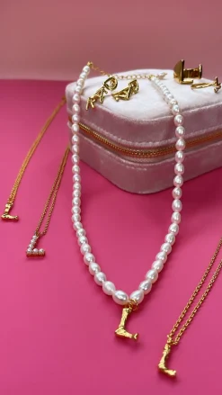 Best Lilli Letter Necklace Halskæder