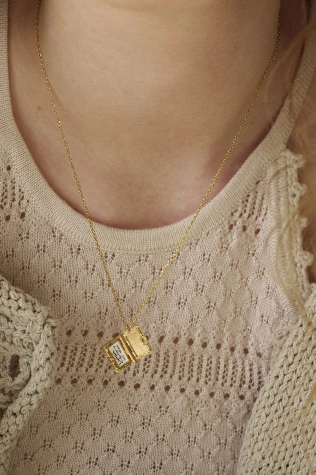 Maanesten Halskæder<Little Big Dreams Necklace 2702a