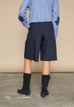 Love & Divine Shorts<Love1297 18519