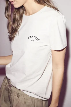 Haute L'Amitié T-Shirts & Toppe<Mini Curve Logo Tee HL10097