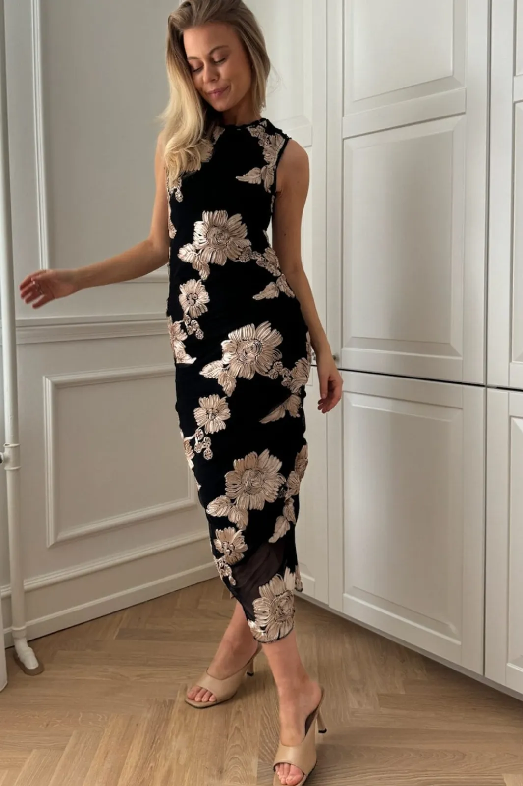 Sale Miraic Mesh Dress A23766 Kjoler