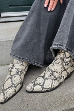 Copenhagen Shoes Copenhagen Shoes|Støvler<Move For More Sn CS8623