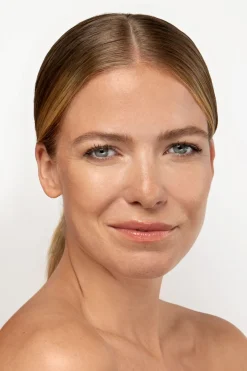 Lavinde Copenhagen Foundation<Natural Glow Liquid Foundation Beige 207