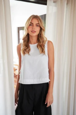 Neo Noir Shorts<Nika Bermuda Shorts