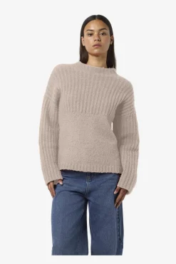 New Nmnyla L/S Loose High Neck Knit Fwd Dd Strik|Bluser & Skjorter