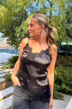 New Nmsofie S/L Satin Top T-Shirts & Toppe