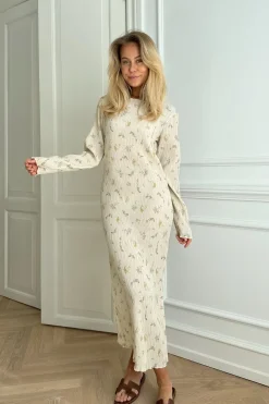 BYIC Kjoler<Odaic Dress