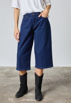 Sale Olina-Je1 19233 Shorts