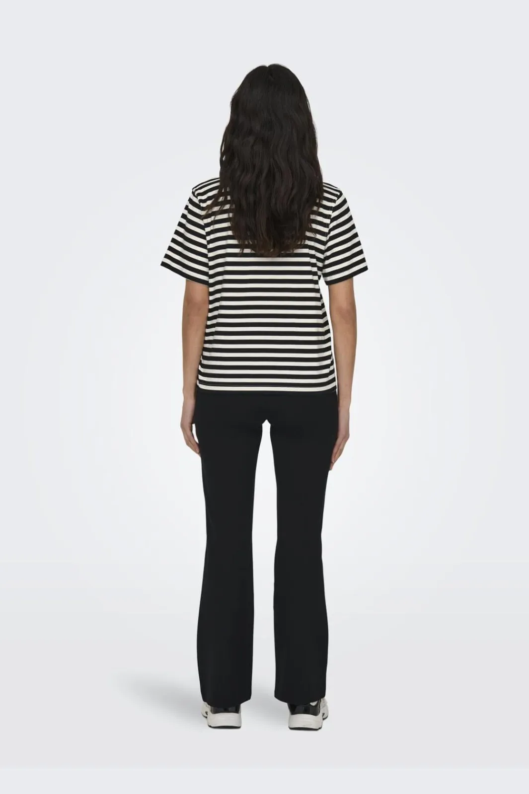 Only T-Shirts & Toppe<Onllivina S/S Stripe Tee