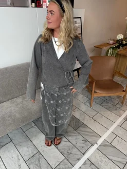 Sale Pcfenna Ls Denim Wrap Shirt Fsy Bluser & Skjorter