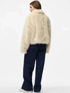 Pieces Overtøj & Jakker<Pcjilla Short Fluffy Jacket