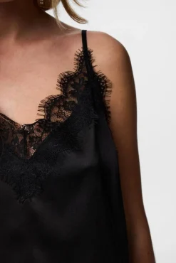 Discount Pcnomi Strap Satin Lace Top T-Shirts & Toppe