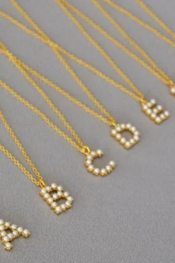 Mellow Moon Halskæder<Pearl Letter Necklace