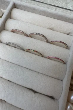 Ringe med sten Ringe