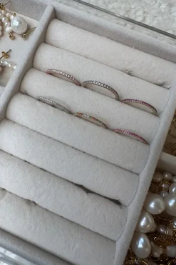 Ringe med sten Ringe