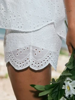 New Senna Embroidery Shorts 165257 Shorts