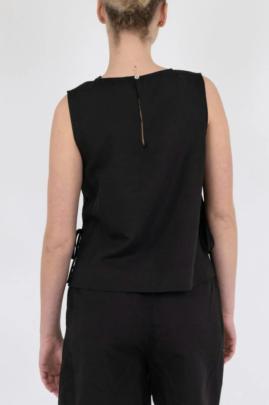 Clearance Svetlana Linen Top T-Shirts & Toppe