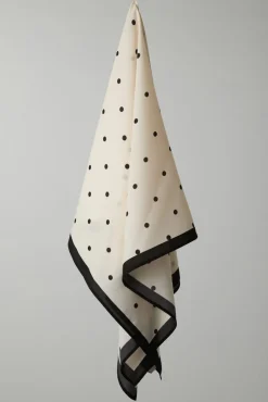 Online Tamma Big Dot Scarf 167851 Tørklæder