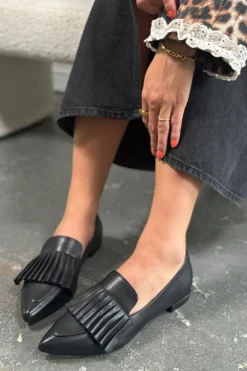Copenhagen Shoes Copenhagen Shoes|Loafers<The Me Loafer