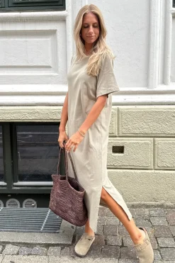 BYIC Kjoler<Theaic Tshirt Dress A23942