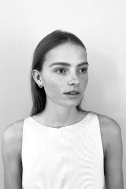 Jane Kønig Øreringe<Tied Heart Stud THS-AW25-S