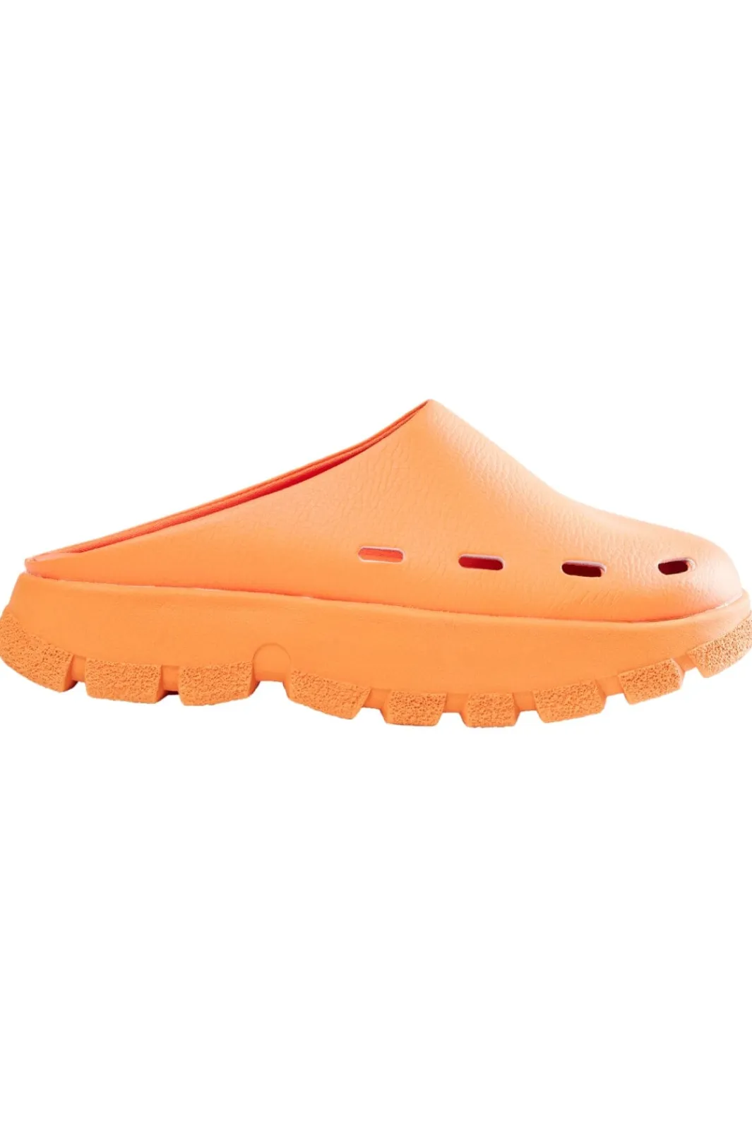 Online Trek Closed Sandal Sandaler