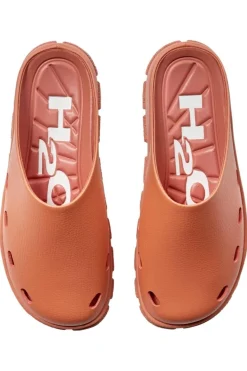 New Trek Closed Sandal Sandaler