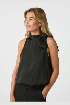 Neo Noir T-Shirts & Toppe<Veda Drapy Satin Top 166605