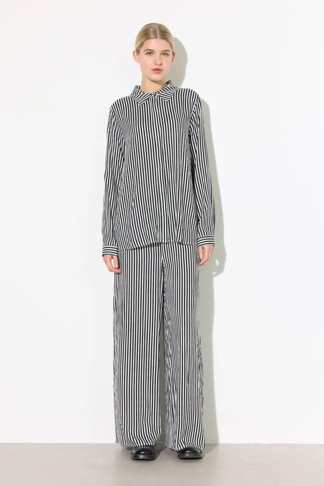 Hot Vicky Shirt 25980 Sæt 🛍️|Bluser & Skjorter