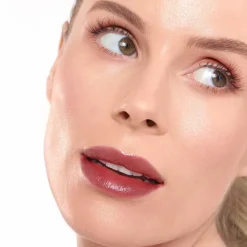 Wonderskin Læbestift<Wonder Blading Lip Stain Masque
