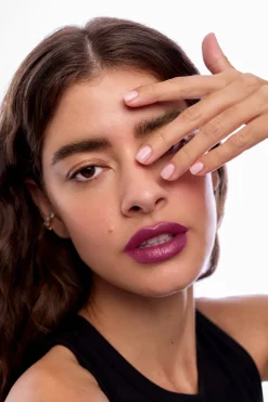 Wonderskin Læbestift<Wonder Blading Lip Stain Masque