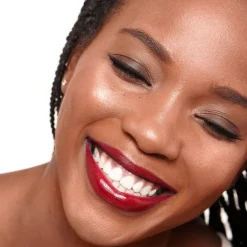 Wonderskin Læbestift<Wonder Blading Lip Stain Masque