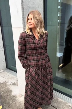 YAS Sæt 🛍️|Nederdele<turbo Midi Skirt